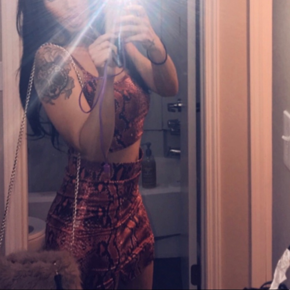 Red Snakeskin Set